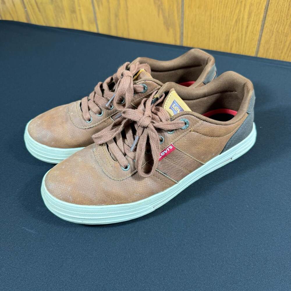 Levi's Men's Brown Synthetic Low Top Sneakers Size 8